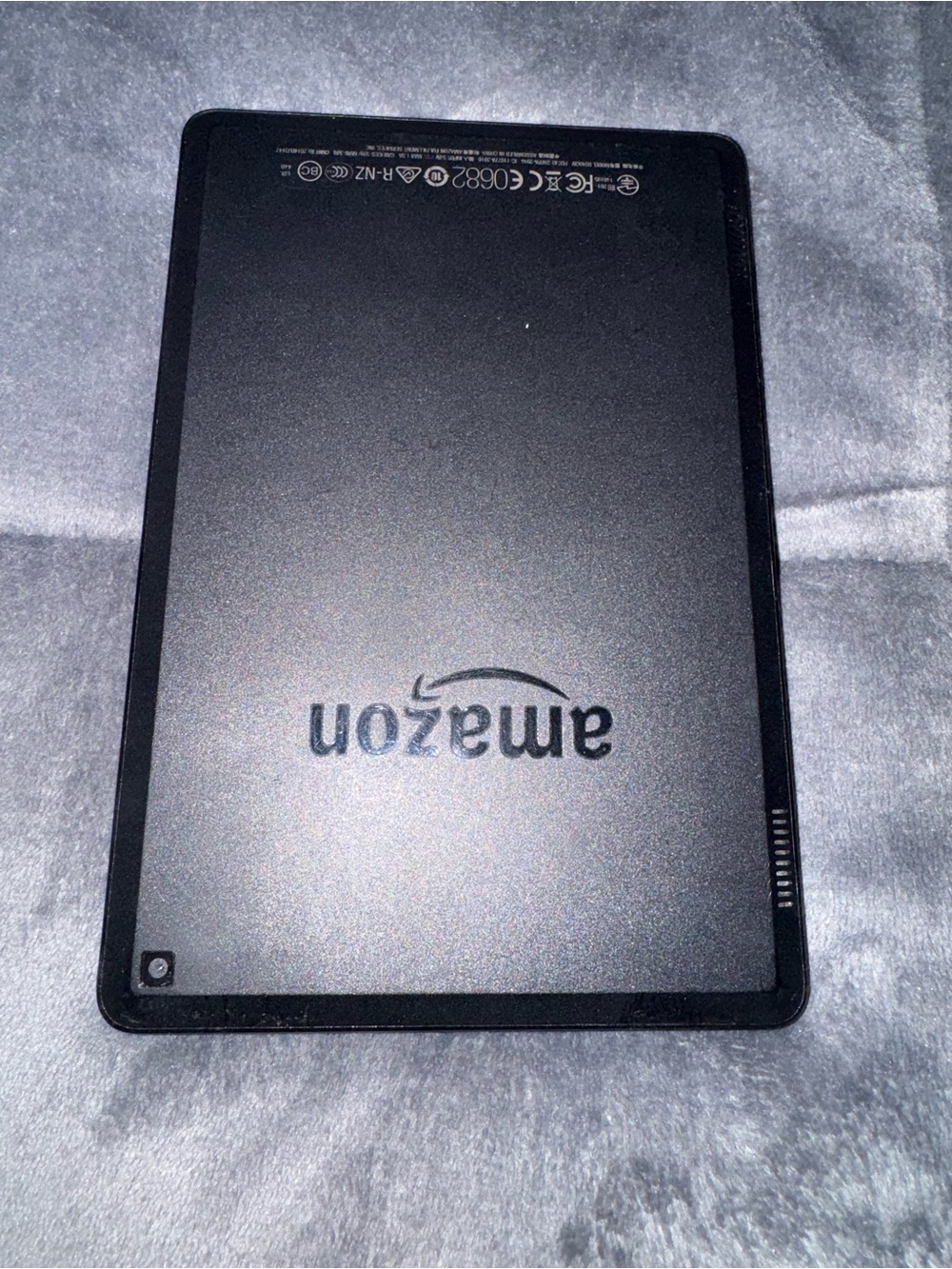Amazon Tablet in Black with Front Camera - Picture 8 of 8